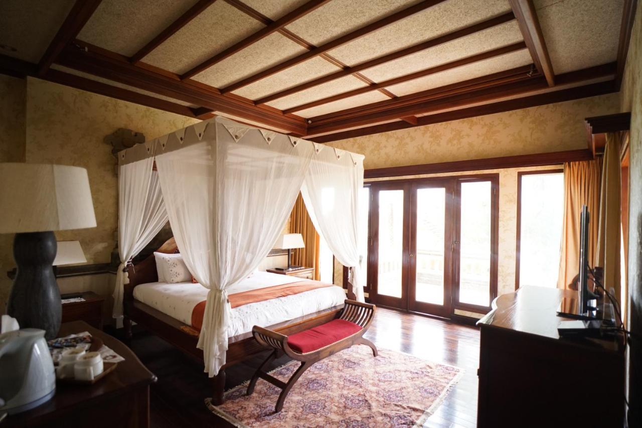 Balinese Villa In Berastagi Extérieur photo
