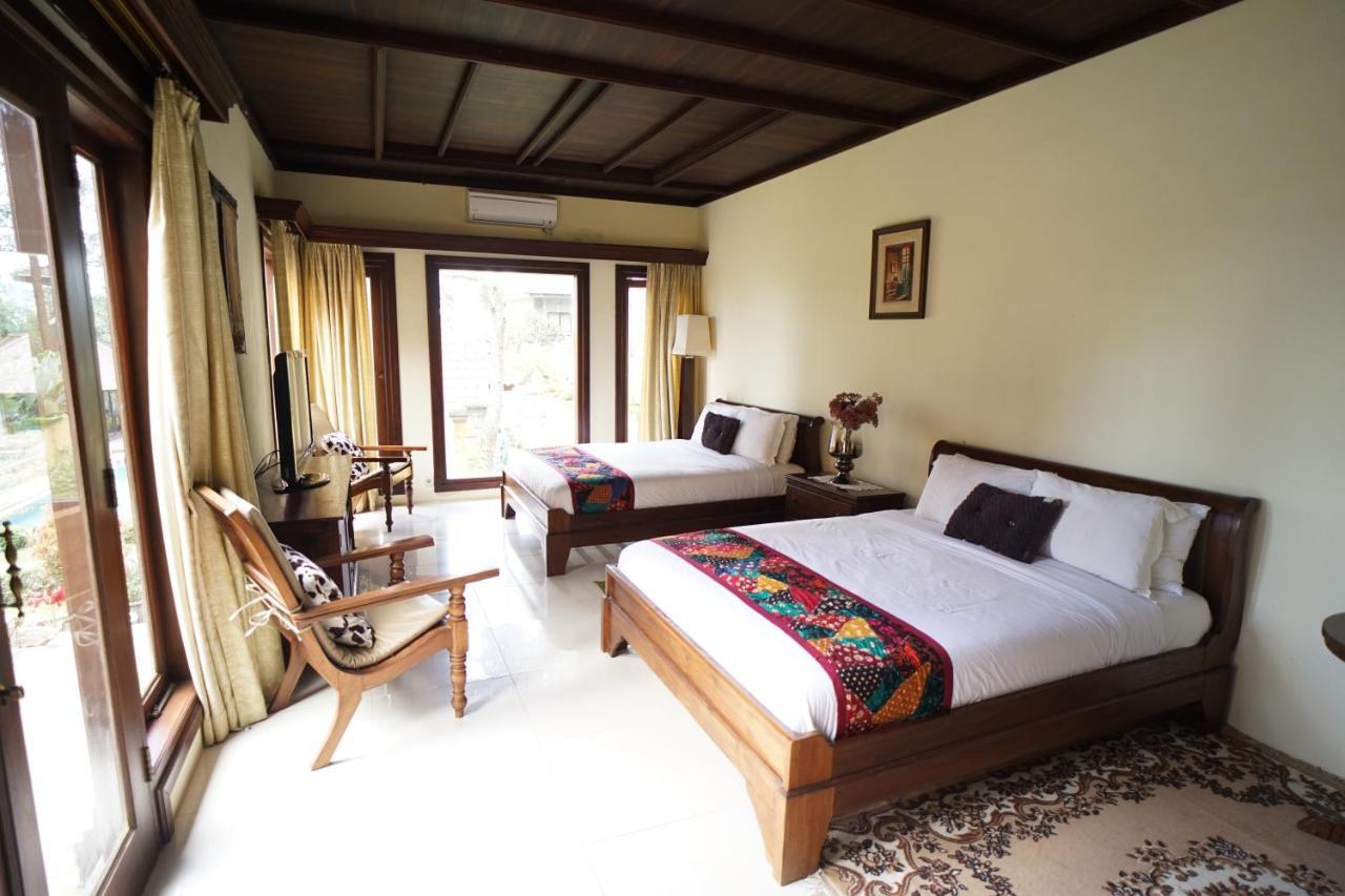Balinese Villa In Berastagi Extérieur photo